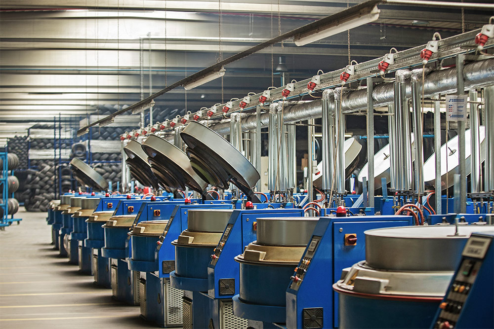 retreading machines vulcanisation curing presses